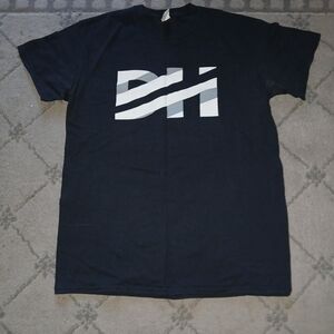 DH Mens Shirt Medium Like New - BUY ONE ITEM CHOOSE ONE FREE